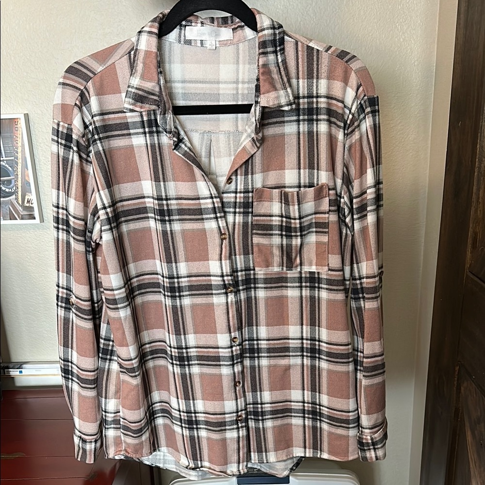 Eden & Olivia Plaid Blouse in Pink and White
